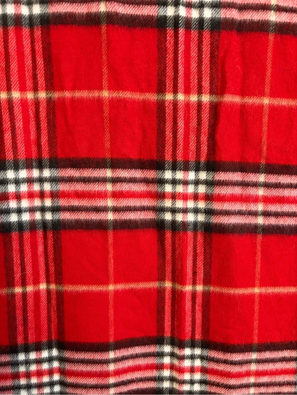 V. FRAAS Red and Black Plaid Fringe Scarf 